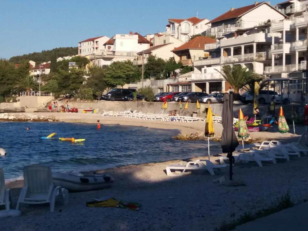 Apartments Paola Trogir Exterior foto